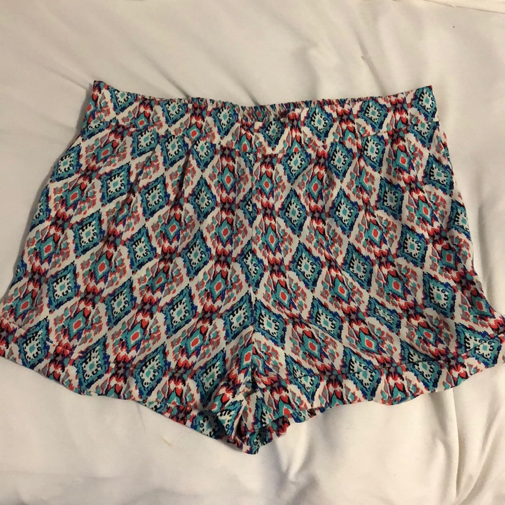 Flowy shorts